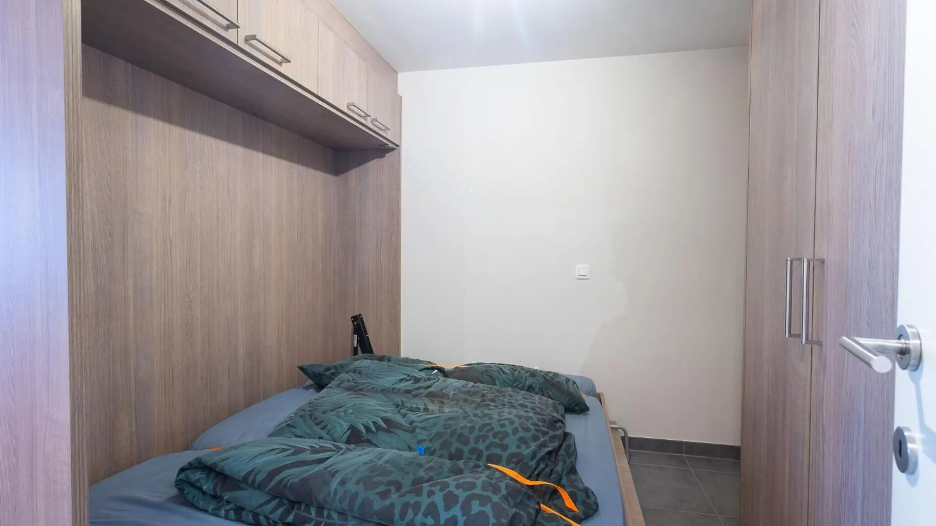 Studio Located On The 2Nd Floor Westende 0*,