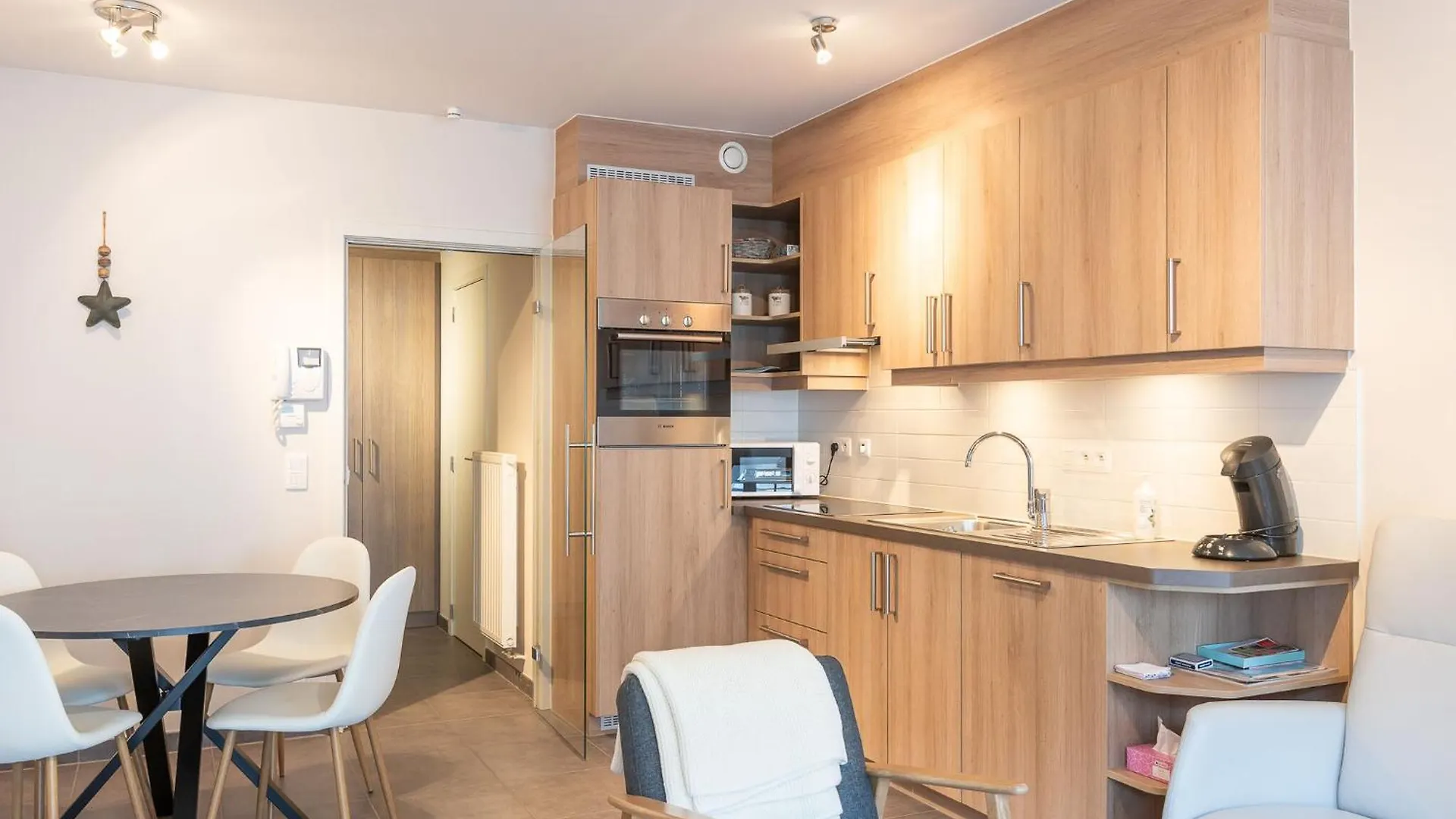 Studio Located On The 2Nd Floor Westende Apartment