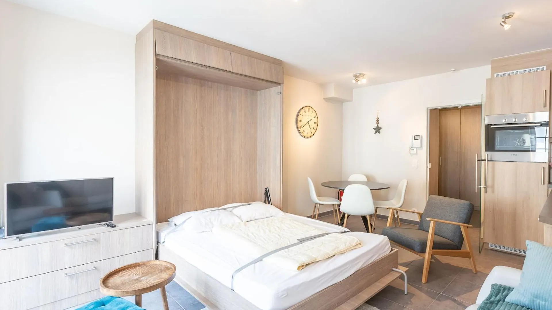 Studio Located On The 2Nd Floor Westende Belgium